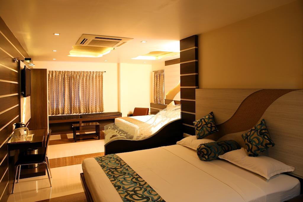 เอสบีเอส แกรนด์ โฮเทล Hotel โคอิมบาทอร์ ห้อง รูปภาพ