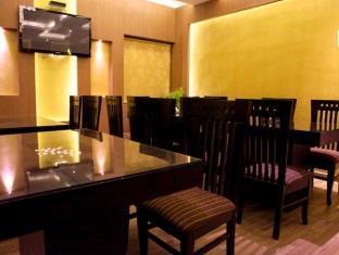 เอสบีเอส แกรนด์ โฮเทล Hotel โคอิมบาทอร์ ภายนอก รูปภาพ